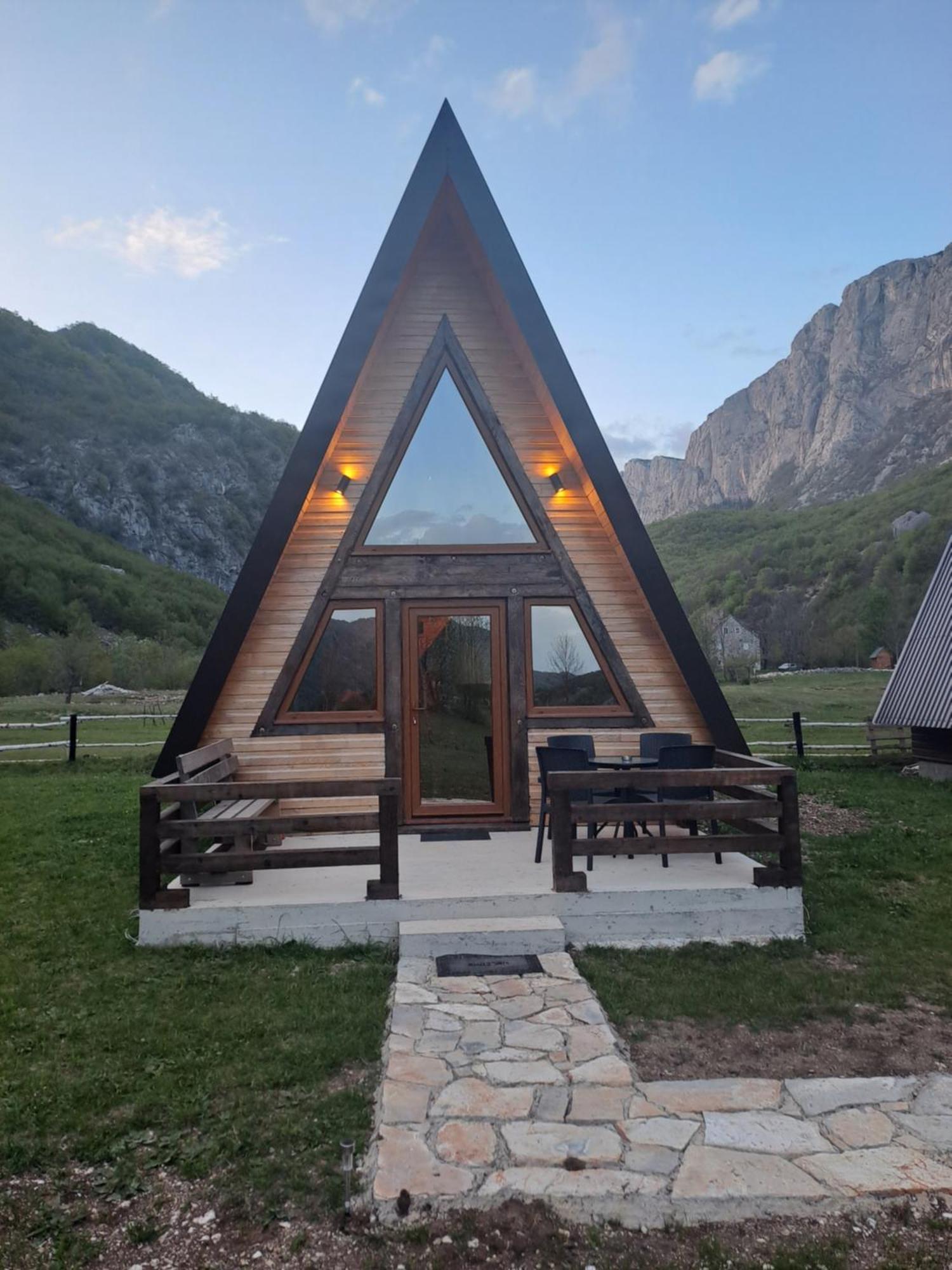 Wooden Cottages Konak Savnik 외부 사진